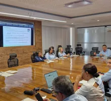 Alcaldes del Valle piden frenar AMSO en 2027