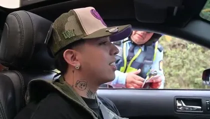 Imagen de  En Medellín multaron al ‘influencer’ Westcol por pico y placa, ¿por qué no le inmovilizaron el carro?