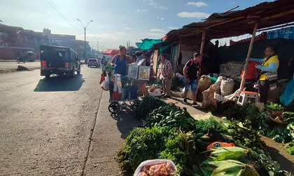 Campesinos desalojados en Operación Cristo Rey exigen soluciones a la Alcaldía de Cali