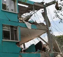 Los damnificados necesitan menos shows y más soluciones