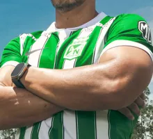 Lucas González, molesto tras el empate de Nacional