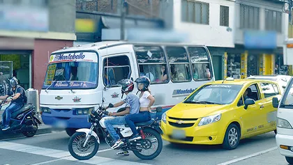 Piden levantar el pico y placa al sistema colectivo
