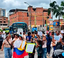 Desplazamiento de habitantes de calle a barrios de Cali genera protesta