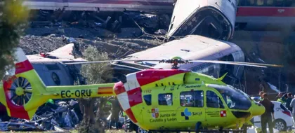 Imagen de Al menos 65 muertos deja choque entre dos trenes en España