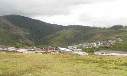 Atacan a Ejército con explosivos lanzados con drones en San José del Palmar