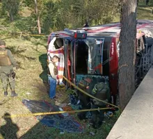 Accidente de bus en la vía Panamericana deja cuatro muertos y 56 heridos en Cauca: ¿qué se sabe del presunto asalto?