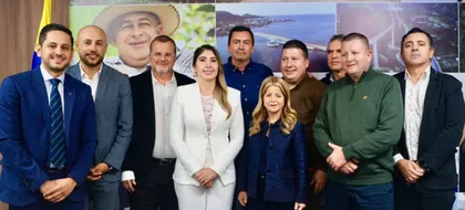 Imagen de ¡Los 8 proyectos van! Ministra de Transporte recibió a alcaldes del Oriente, gracias a la gestión de Esteban Quintero 