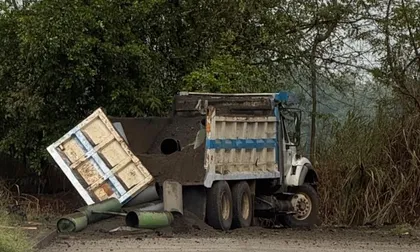 Volqueta cargada con explosivos fue detonada cerca de base militar en Miranda